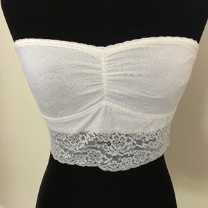 🌸Hollister Bandeau 3/$10